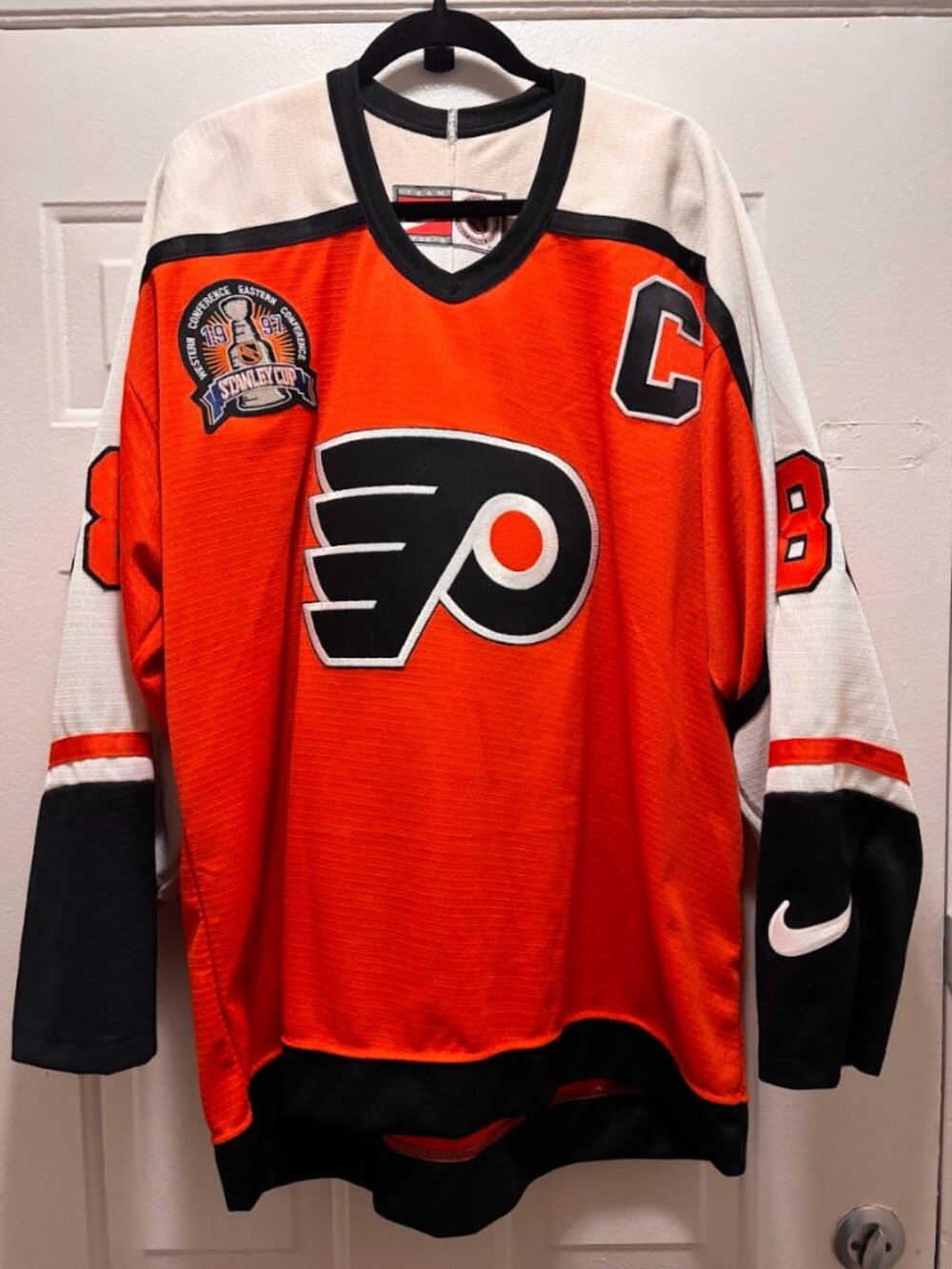 1997 Nike Eric Lindros Stanley Cup Final Philadelphia Flyers Jersey, XL